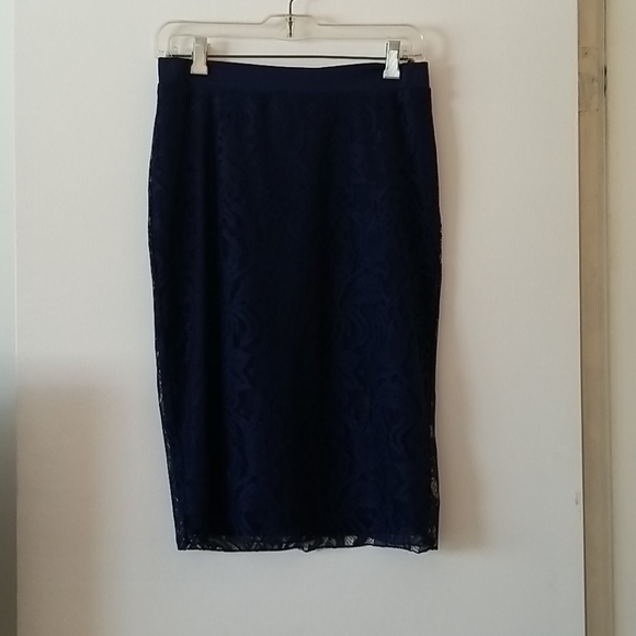 Navy Blue Lace skirt - Picture 1 of 3